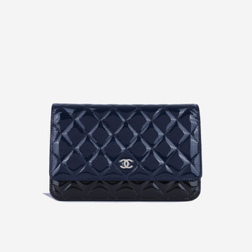 Chanel Classic Wallet on Chain