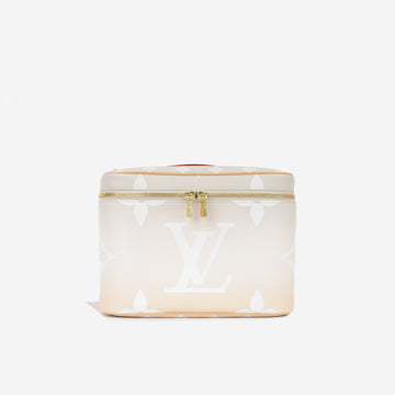 Louis Vuitton Nice BB Vanity By The Pool