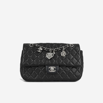 Chanel Valentine flap Bag Black