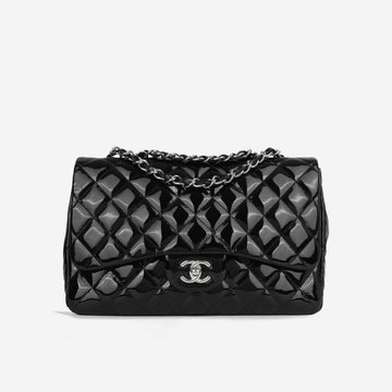 Chanel Classic Flap Bag Jumbo