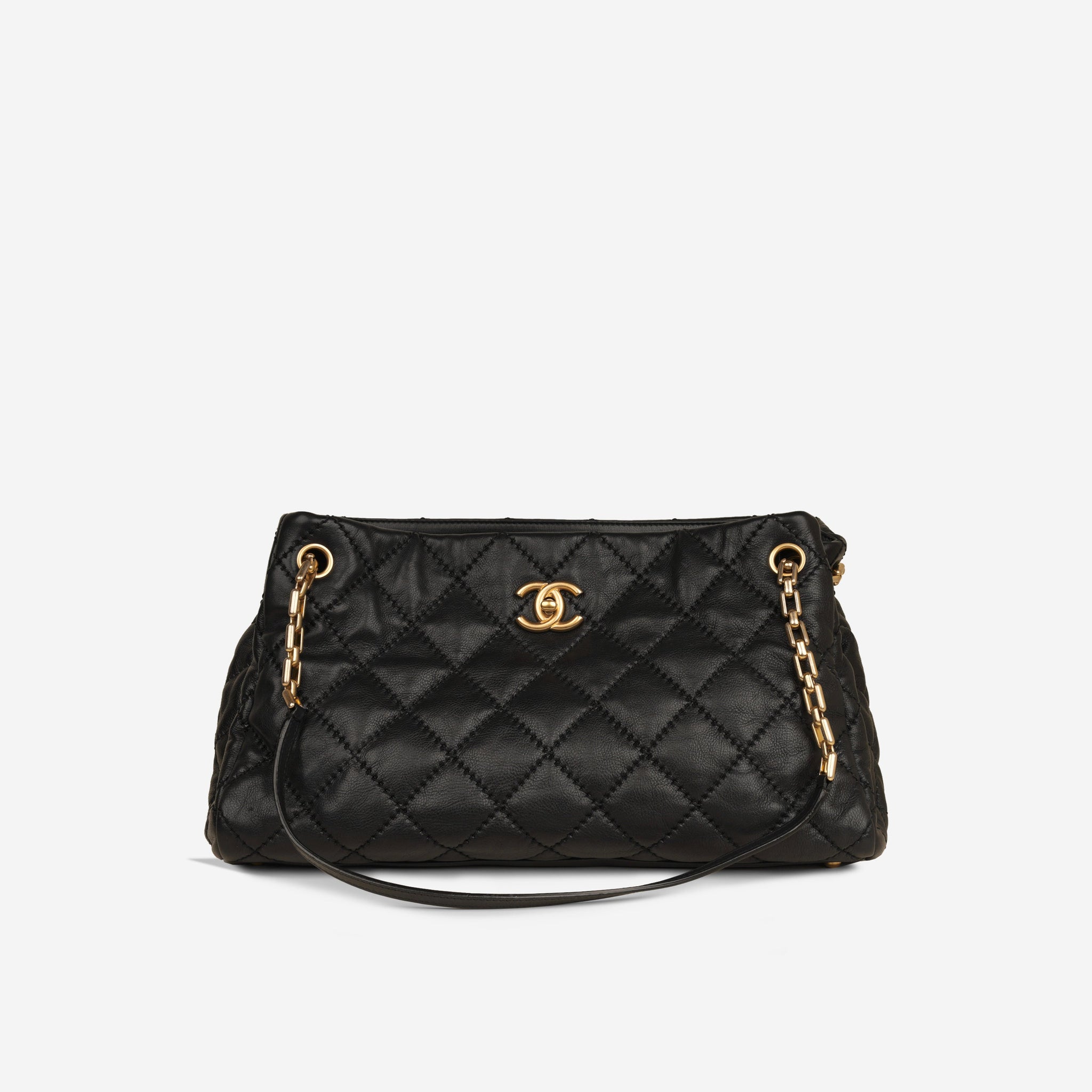 Chanel Retro Chain Tote Black