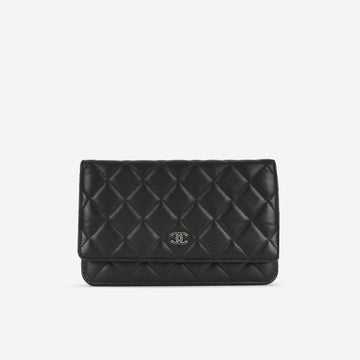 Chanel Classic Wallet on Chain
