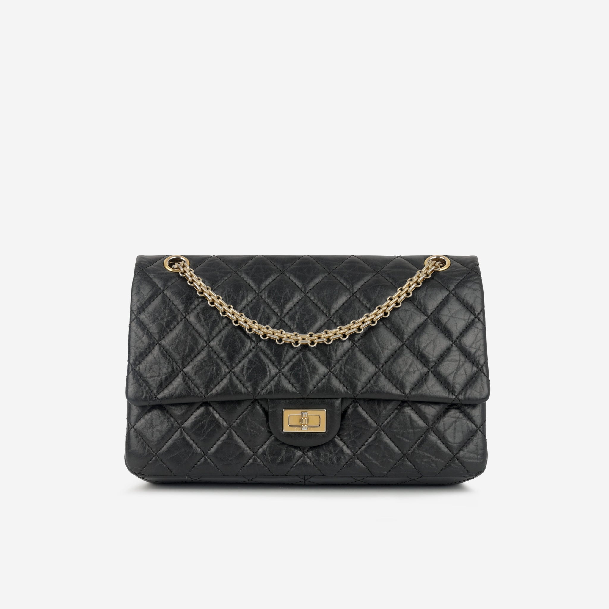 Chanel 2.55 Reissue 226