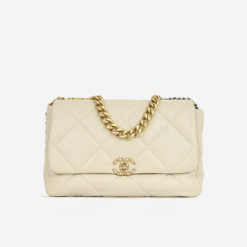 Chanel Maxi 19 Flap