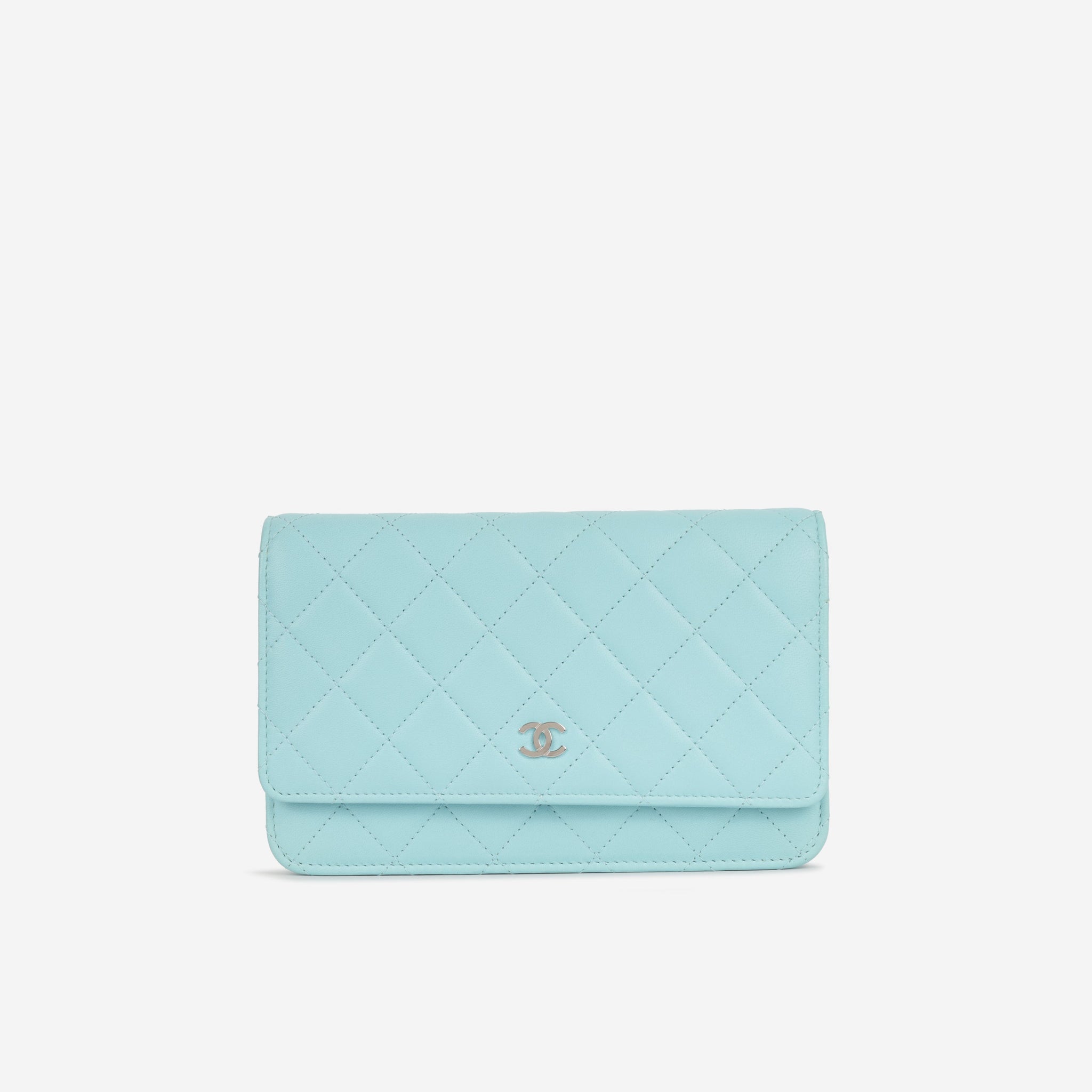 Chanel Classic Wallet on Chain