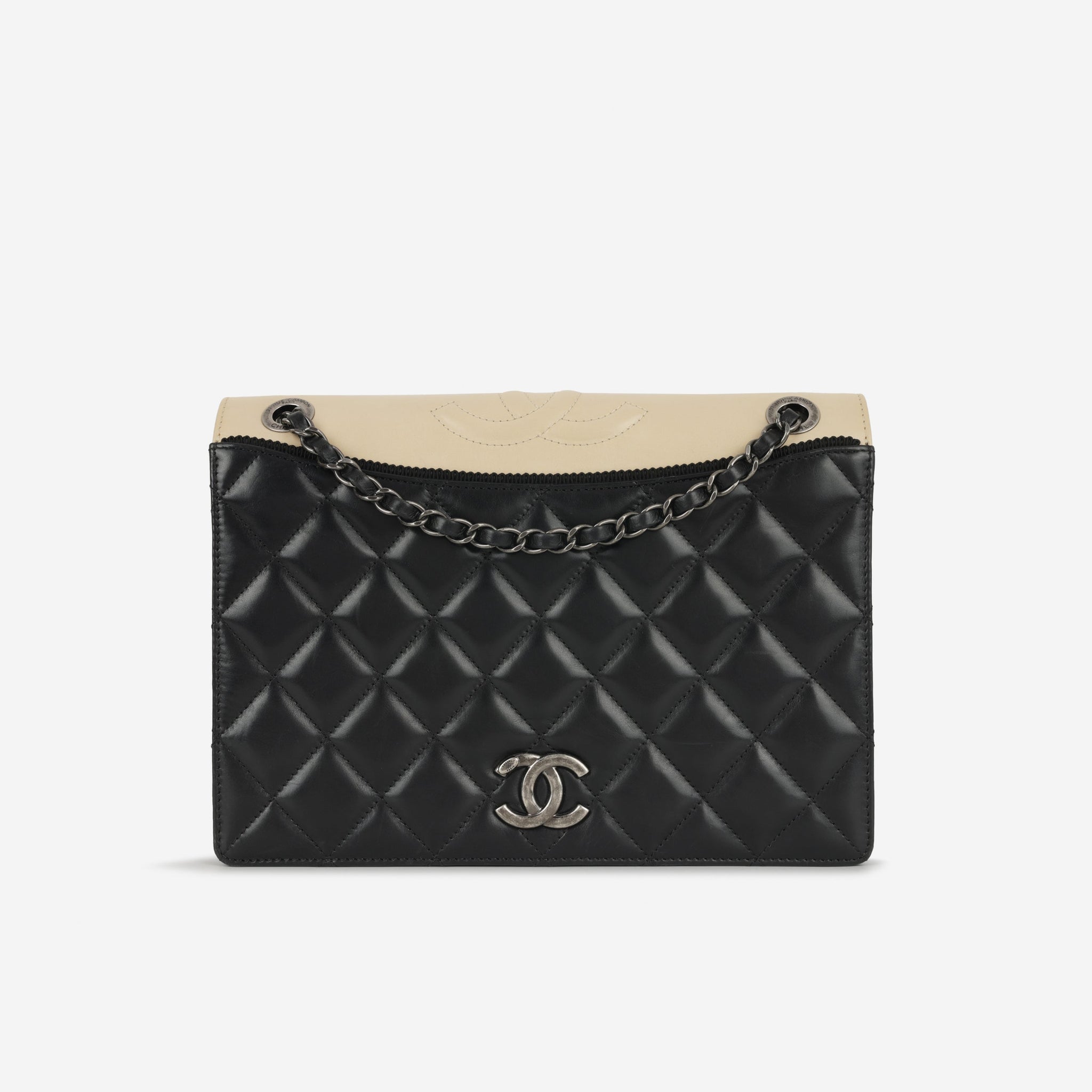 Chanel Quilted Ballerine Flap Black/Beige Lambskin Ruthenium Hardware
