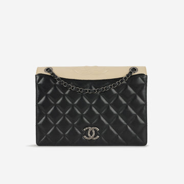 Chanel Quilted Ballerine Flap Black/Beige Lambskin Ruthenium Hardware