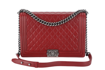 CHANEL LEBOY LARGE RED LAMBSKIN LEATHER RUTHENIUM HARDWARE (1837xxxx) WITH  AND DUST COVER