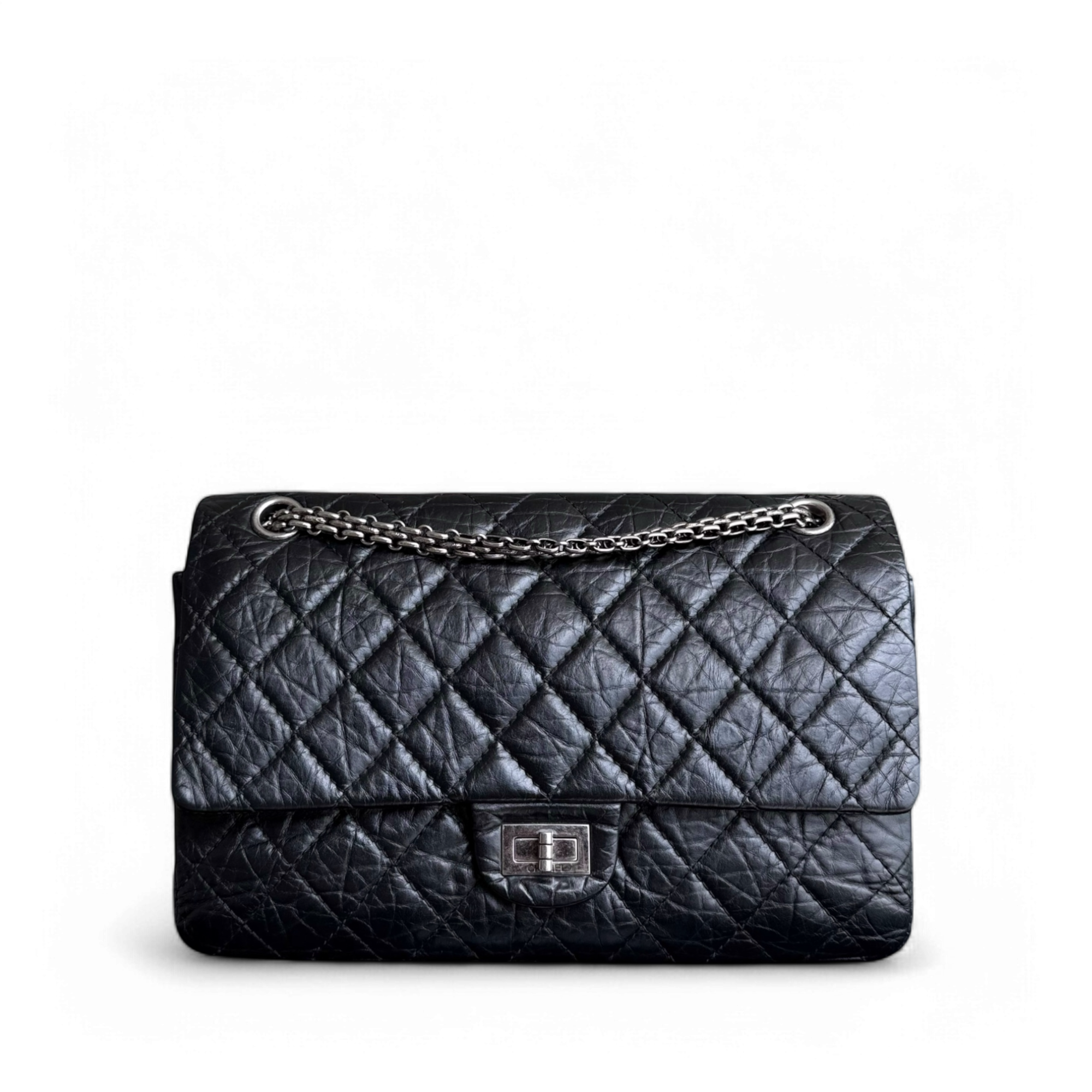 Chanel 2.55 Reissue 226 - Quilted Aged Calfskin 28CM Black Ruthenium Silver Hardware Series 13