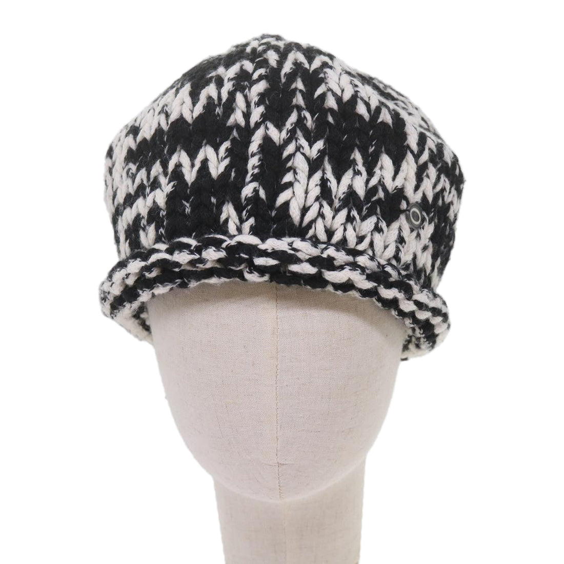 Top Quality Chanel COCO Mark Knitted Fabrics Hat Wool Black White CC Auth am5382