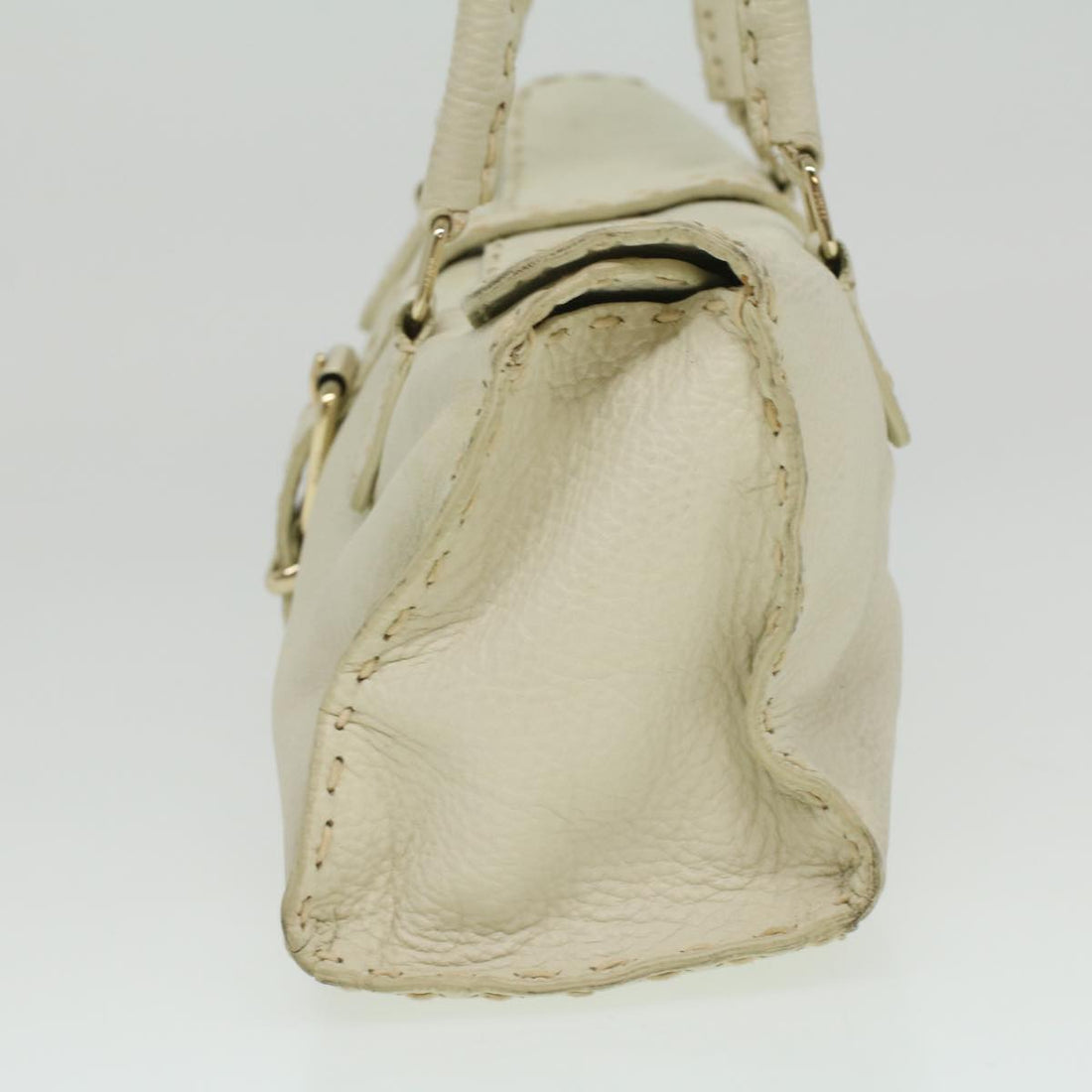 FENDI Celeria Shoulder Bag Leather White Auth ar8736