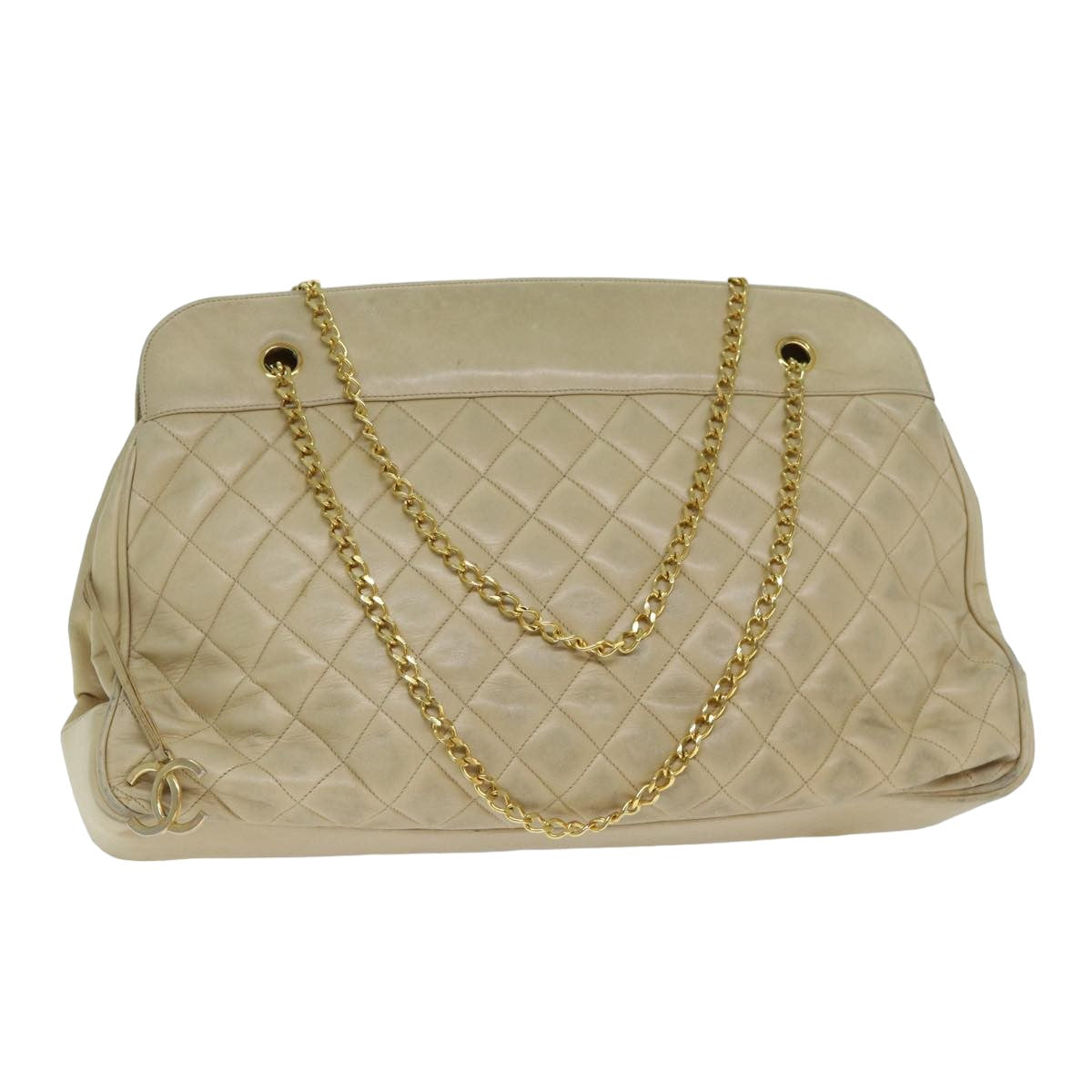 Top Quality Chanel Matelasse Chain Shoulder Bag Lamb Skin Beige CC Auth bs15118