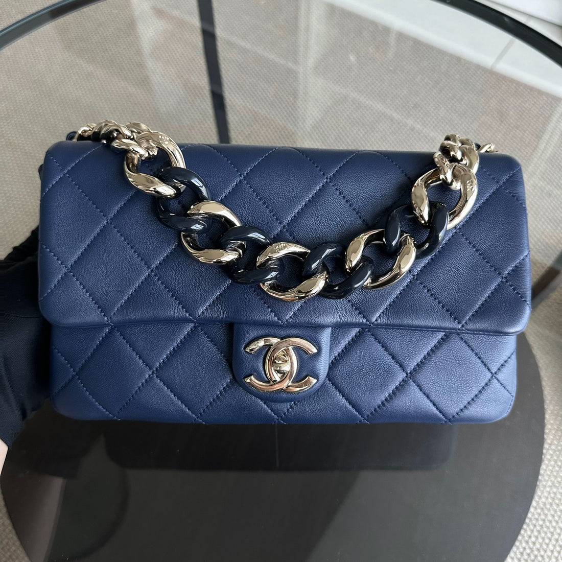 2020 Elegant Resin Chain Classic Flap Quilted Lambskin Dark Blue GHW No 29