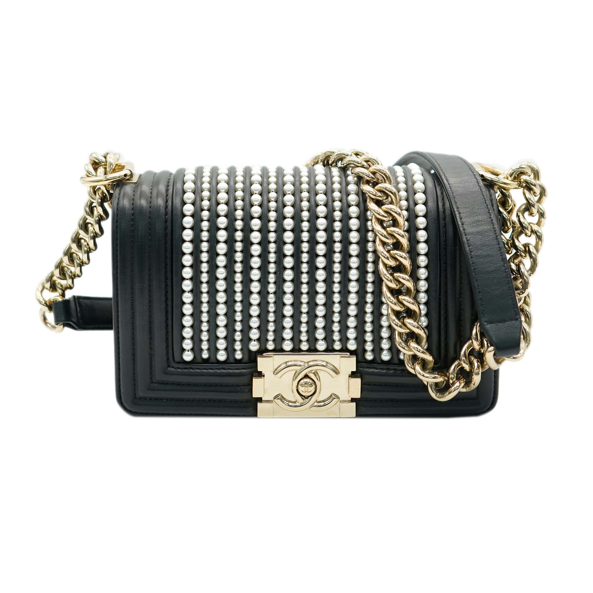 Chanel small pearl & black boy bag - AJC0777