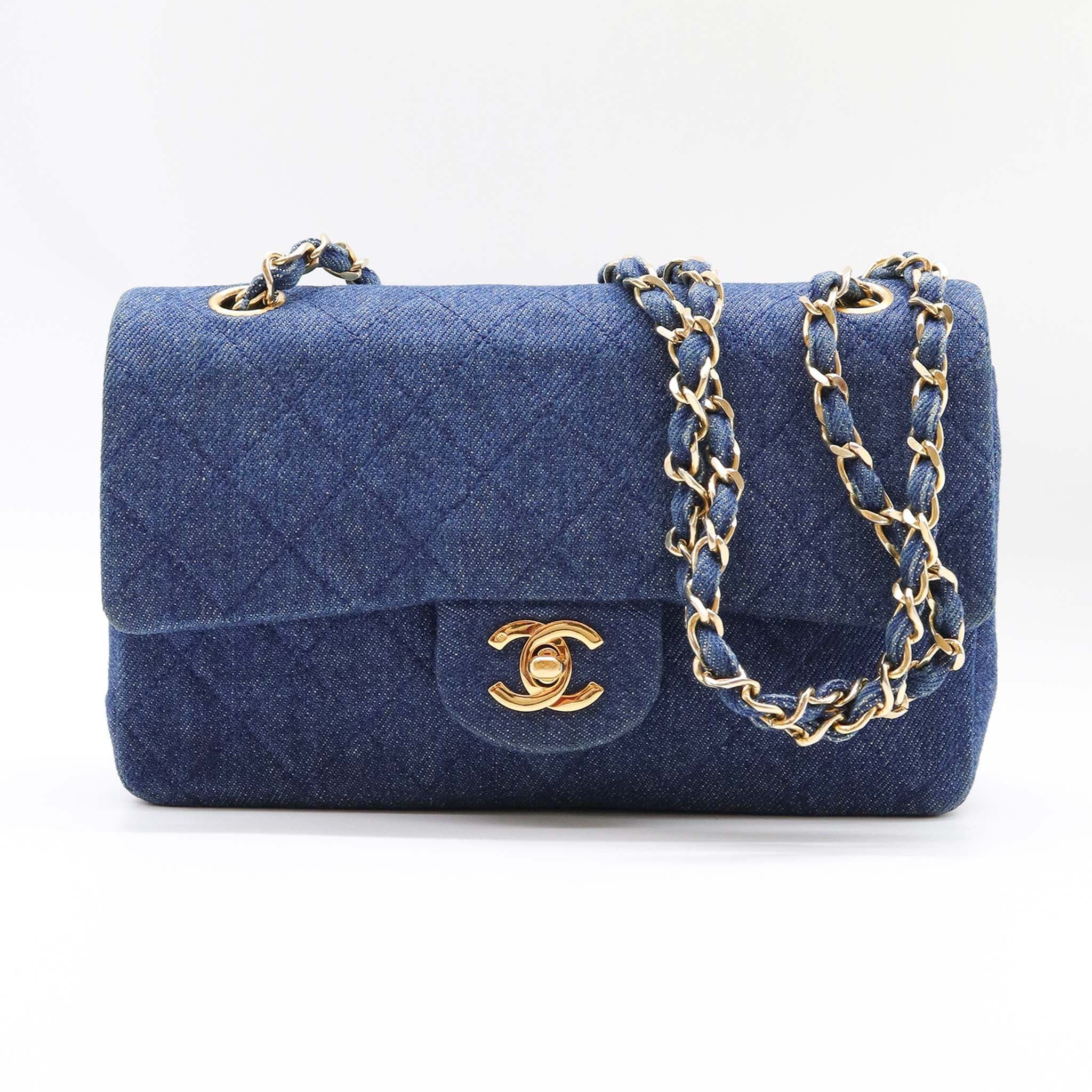 CHANEL VINTAGE CLASSIC FLAP SMALL CHAIN SHOULDER BAG BLUE DENIM 90246350 DXBS0596