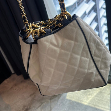 Chanel White Bucket Bag ASC4948