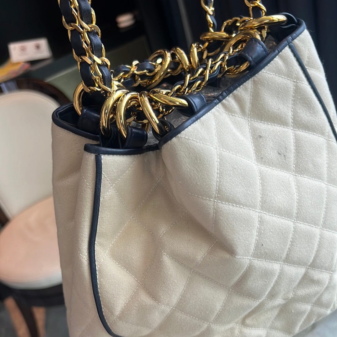 Chanel White Bucket Bag ASC4948