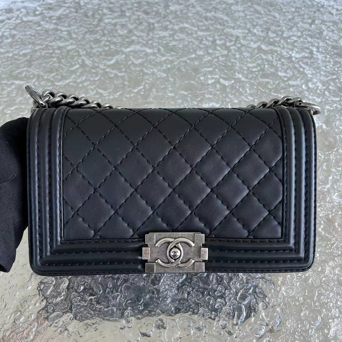 Boy Old Medium 25CM Quilted Calfskin Black Silver Hardware Leboy Series 18