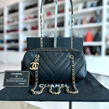 Chanel Camera Bag - Chevron Calfskin Small Black Shoulder Bag Series 21