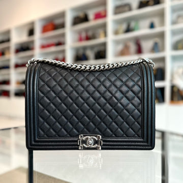 Caviar Boy Large 30CM Calfskin Leboy Black SHW No 17