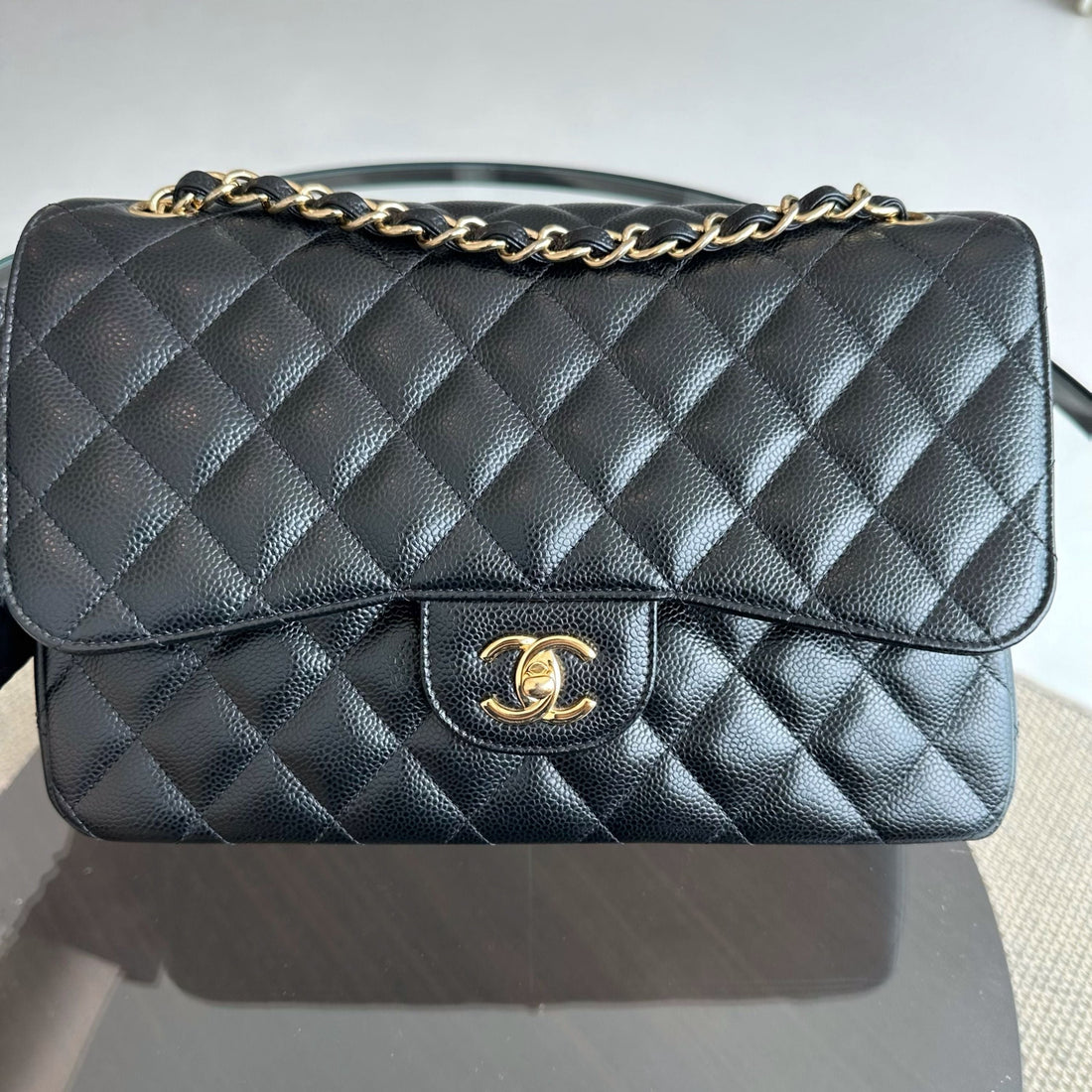 Caviar Jumbo Double Classic Flap Quilted Black GHW No 25