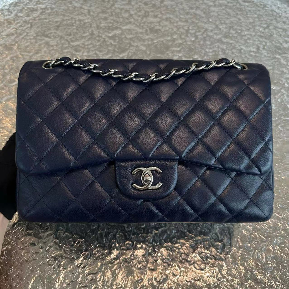 Caviar Jumbo Double Flap Classic Flap Quilted Calfskin Navy Blue SHW No 18
