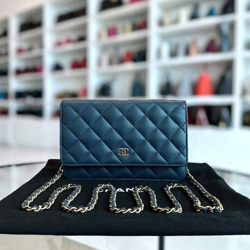 Caviar WOC Wallet On Chain Quilted Calfskin Dark Blue SHW No 23