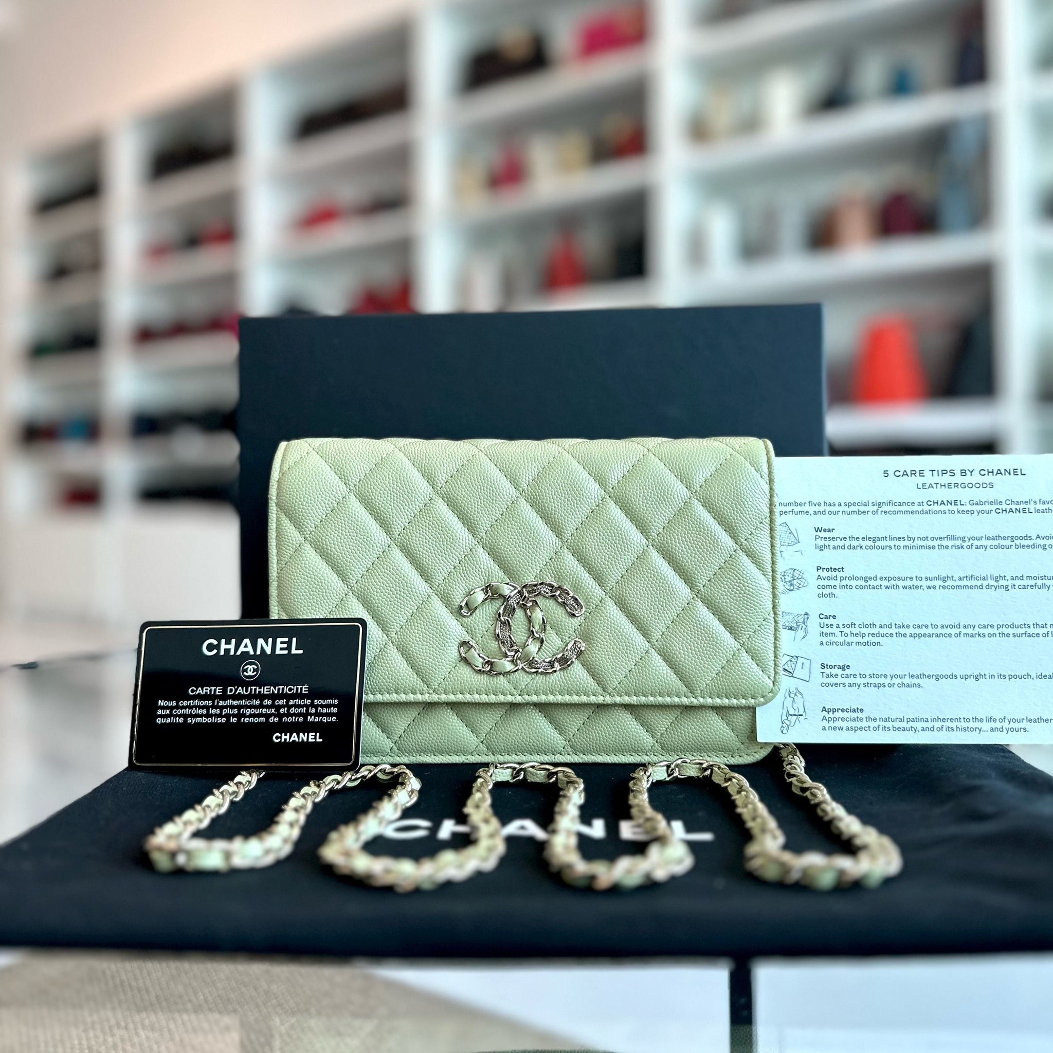 Caviar WOC Wallet On Chain Quilted French New Wave No 30