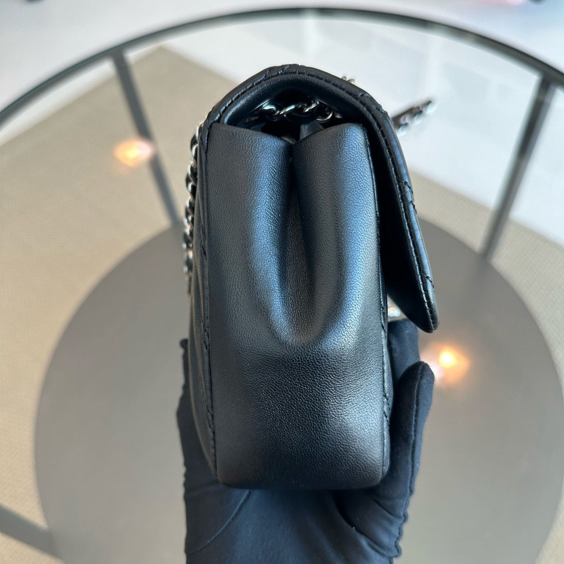 Medium 26CM Classic Seasonal Flap Lambskin Black SHW No 20