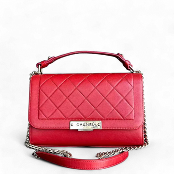 Chanel Medium Label Click Flap Quilted Grained Calfskin Red Golden Hardware Series 24