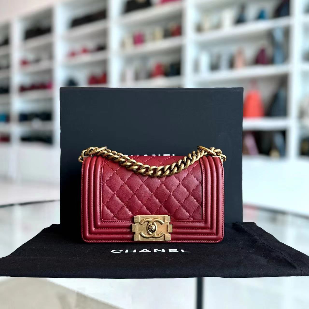 Small Boy 20CM Quilted Lambskin Red GHW No 19