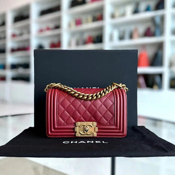 Small Boy 20CM Quilted Lambskin Red GHW No 19