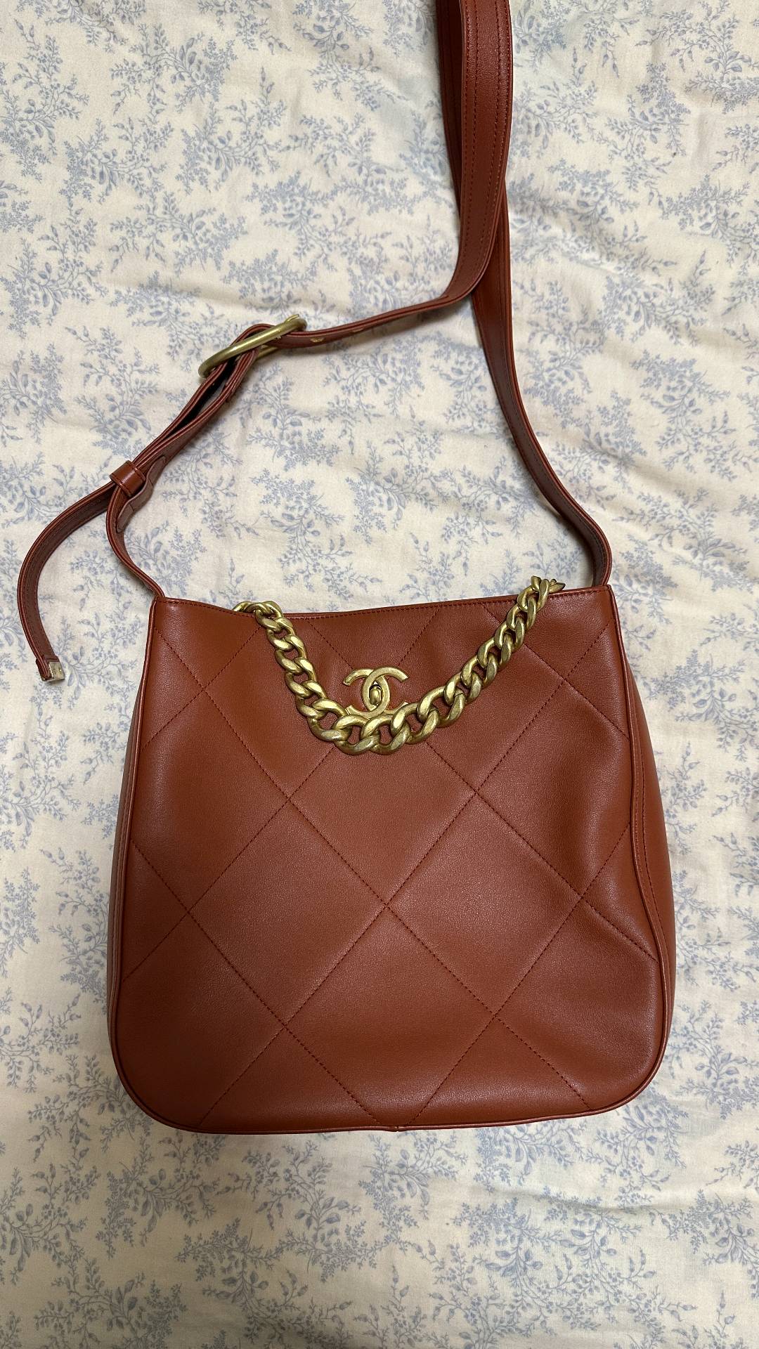 Chanel Shoulder Bag Calfskin Shoulder Bag