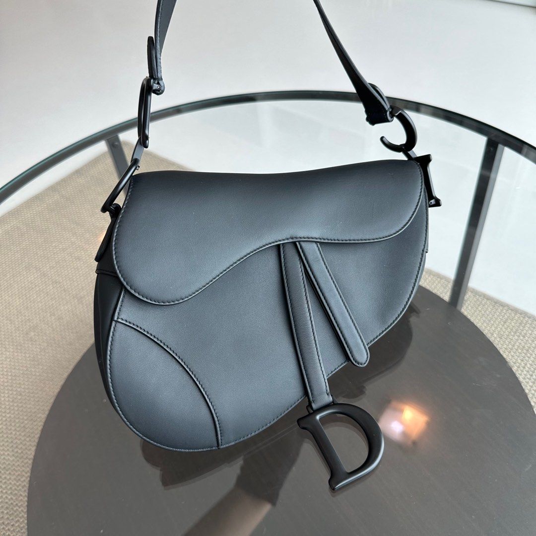 Saddle Medium Calfskin All Black BHW