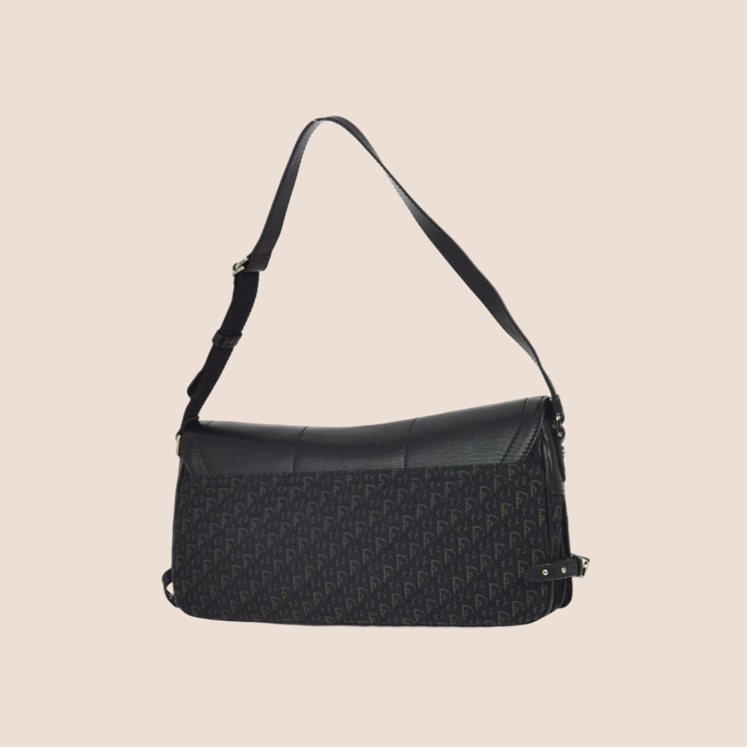 CHRISTIAN DIOR 2003 BLACK STREET CHIC ZIPPER SHOULDER BAG