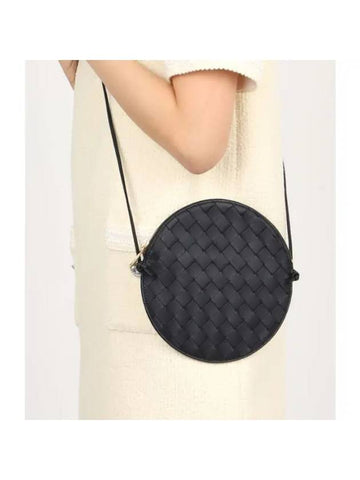 Bottega Veneta Intrecciato Round Bag Cross Bag Black