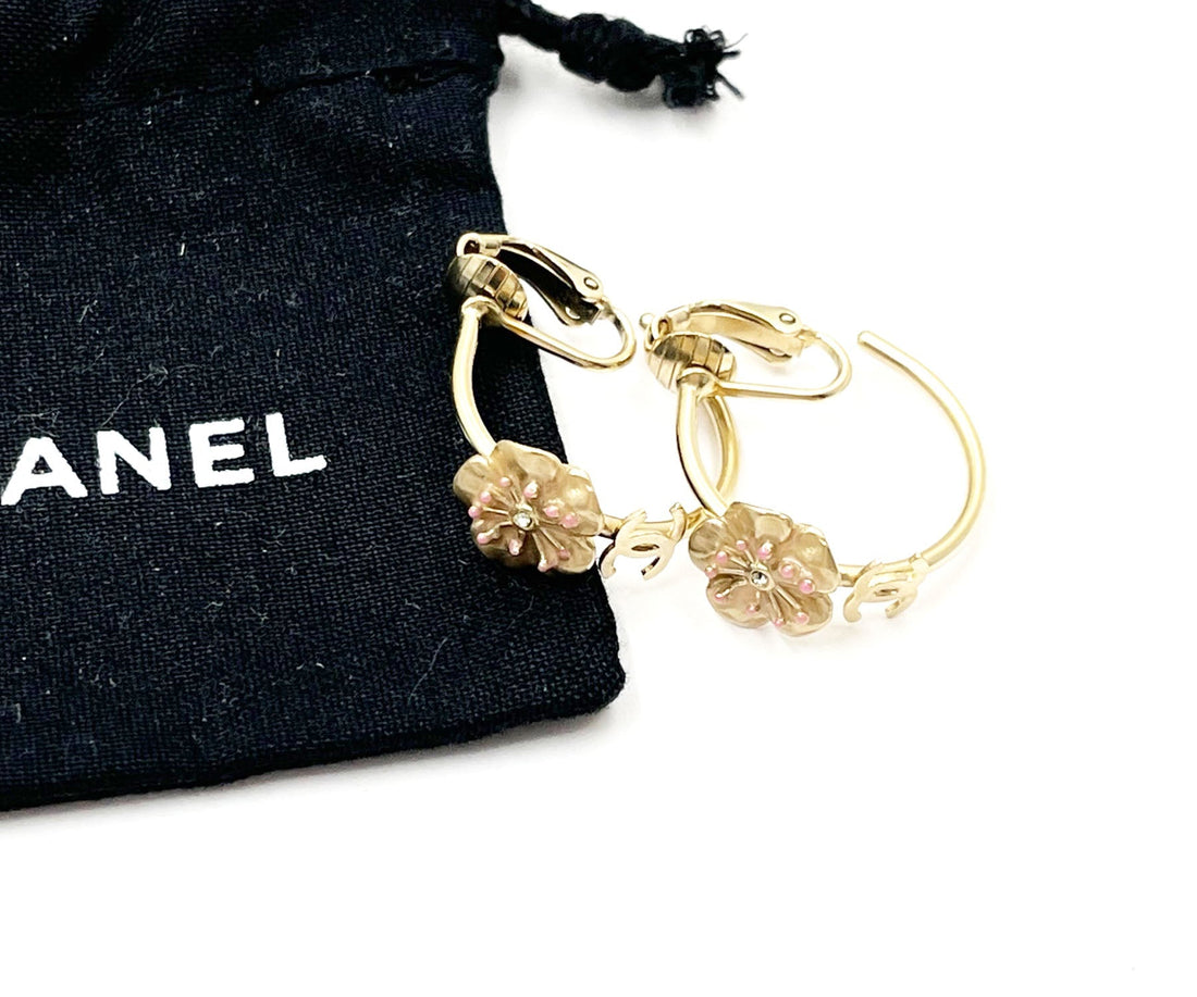 Top Quality Chanel Gold CC Pink Flower Hoop Clip on Earrings