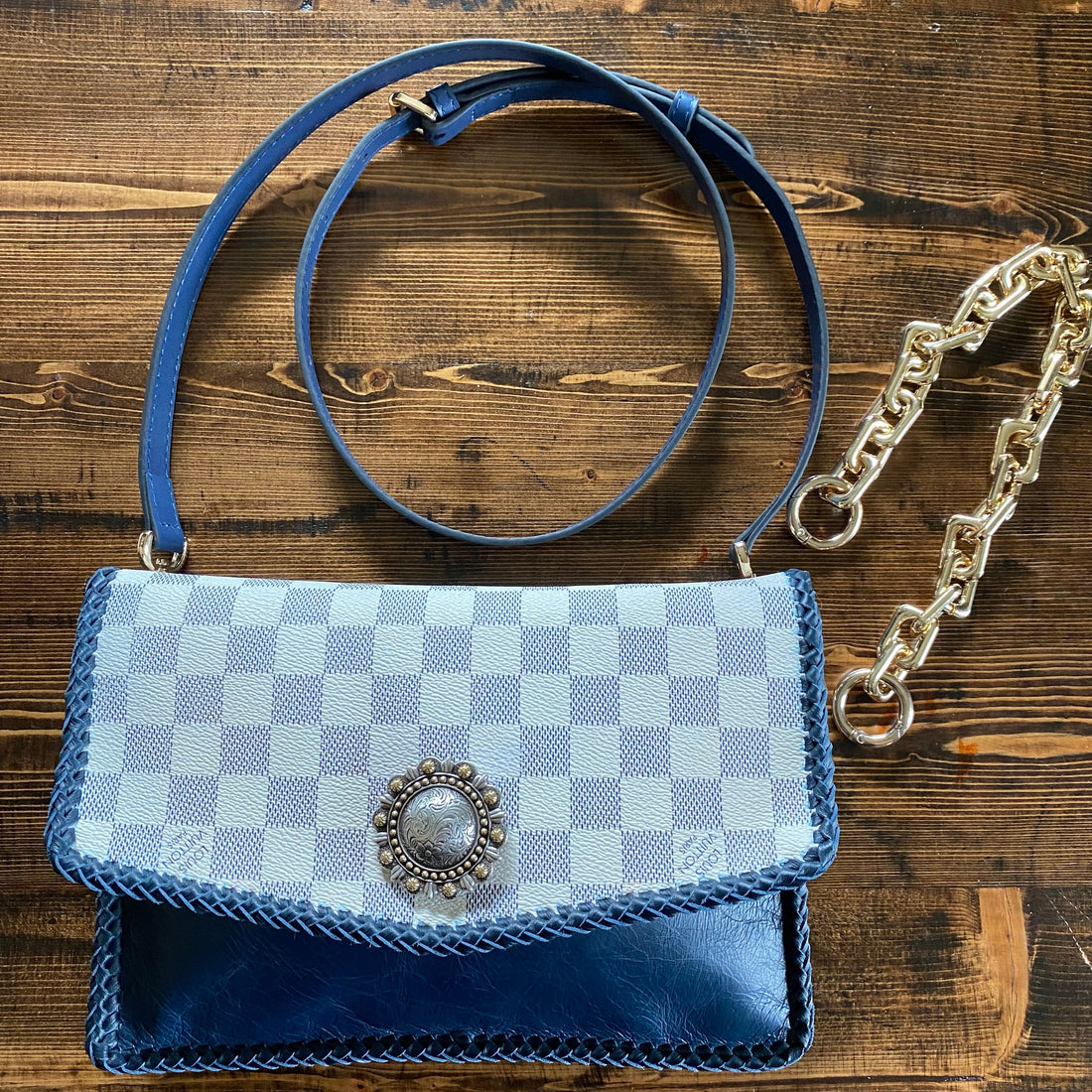 The Robin - Damier and BluePrestige Totes Bags Crossbody Bag with Shorty Chain