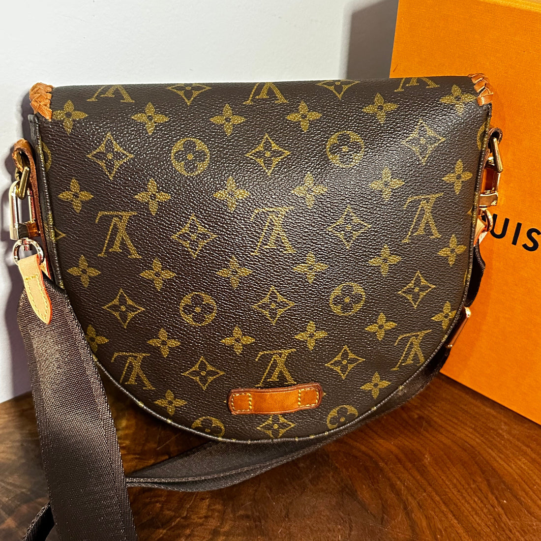 The Dove Crossbody -Prestige Totes Bags Monogram in Tan