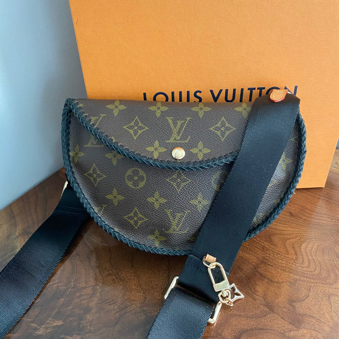 The Dove -Prestige Totes Bags Monogram in Black Sling/Crossbody/Shoulder Bag