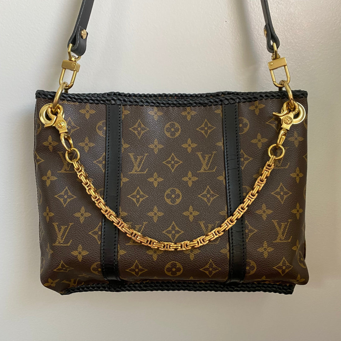 The Owl -Prestige Totes Bags Monogram Shoulder Bag in Black