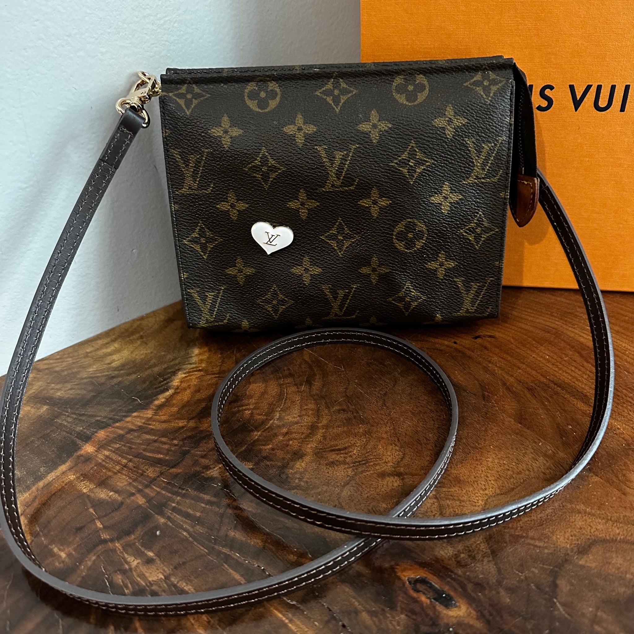 The Cygnet Crossbody -Prestige Totes Bags Monogram in Brown