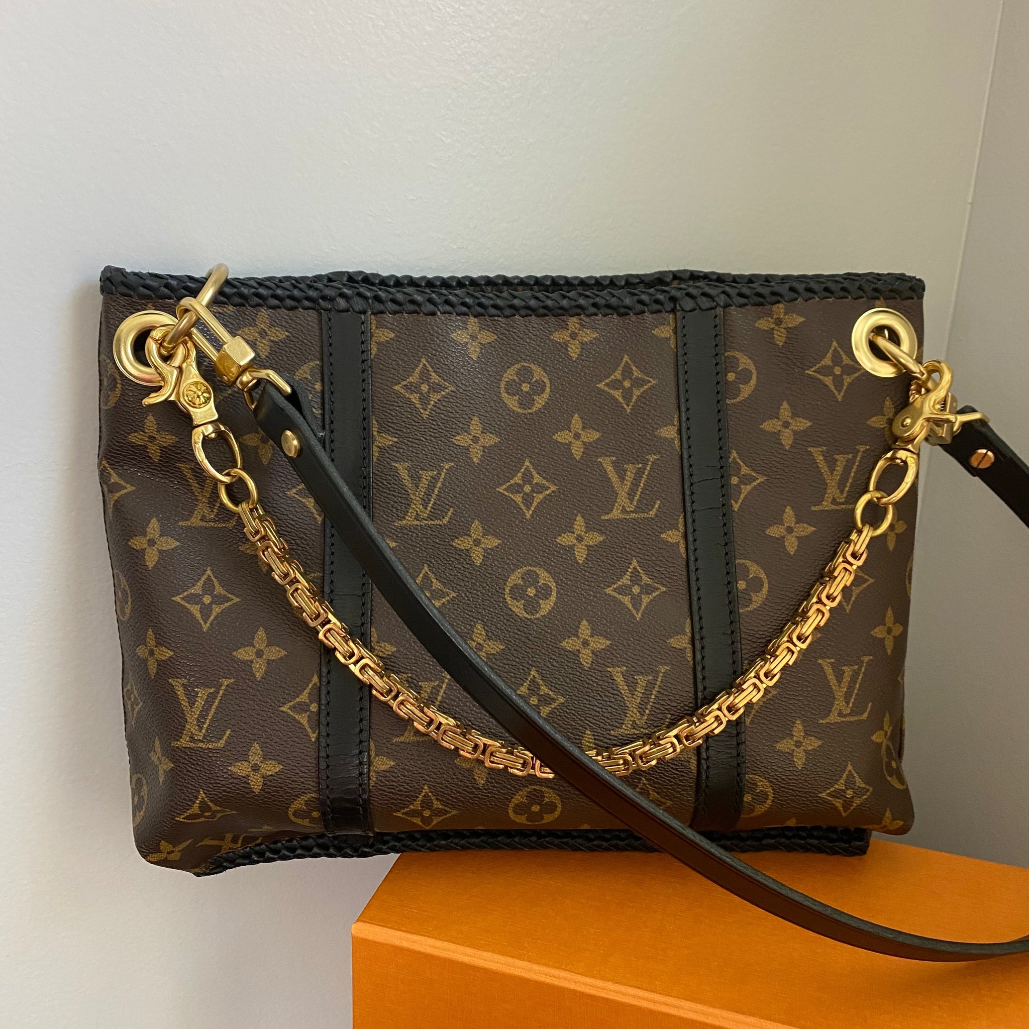 The Owl -Prestige Totes Bags Monogram Shoulder Bag in Black