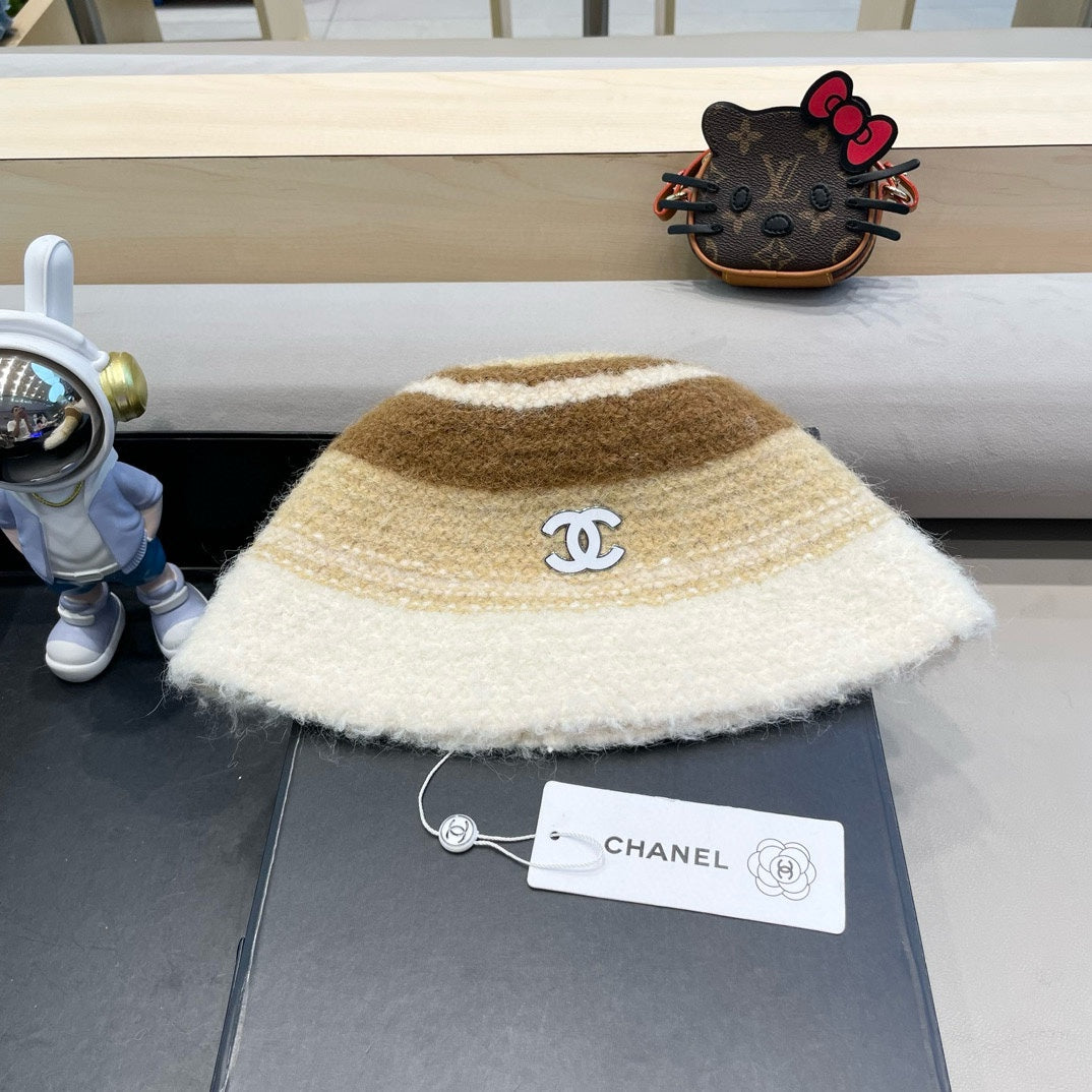 CHANEL BUCKET HAT IN COLORFUL FLEECE 421130