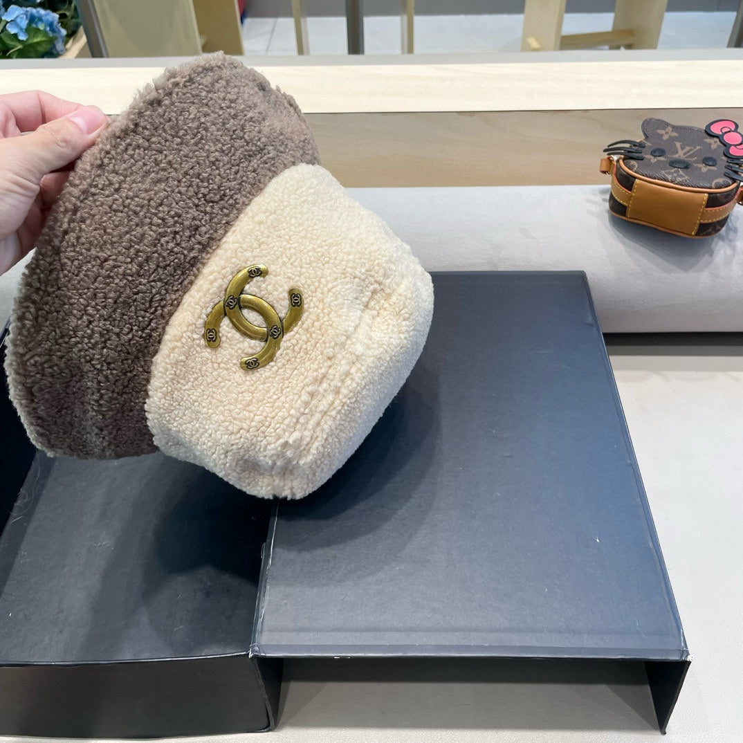 CHANEL BUCKET HAT IN BEIGE MIX WENGE BROWN LAMB WOOL 431623