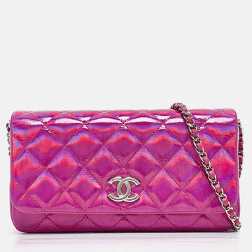 Top Quality Chanel Pink Iridescent Quilted Patent Leather CC Chain Clutch