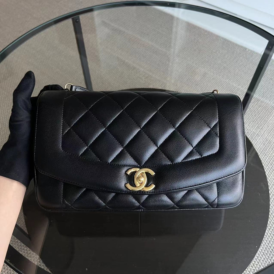 *Modern Reissue 2015* Diana 28CM Quilted Lambskin Black Golden Hardware Series 20
