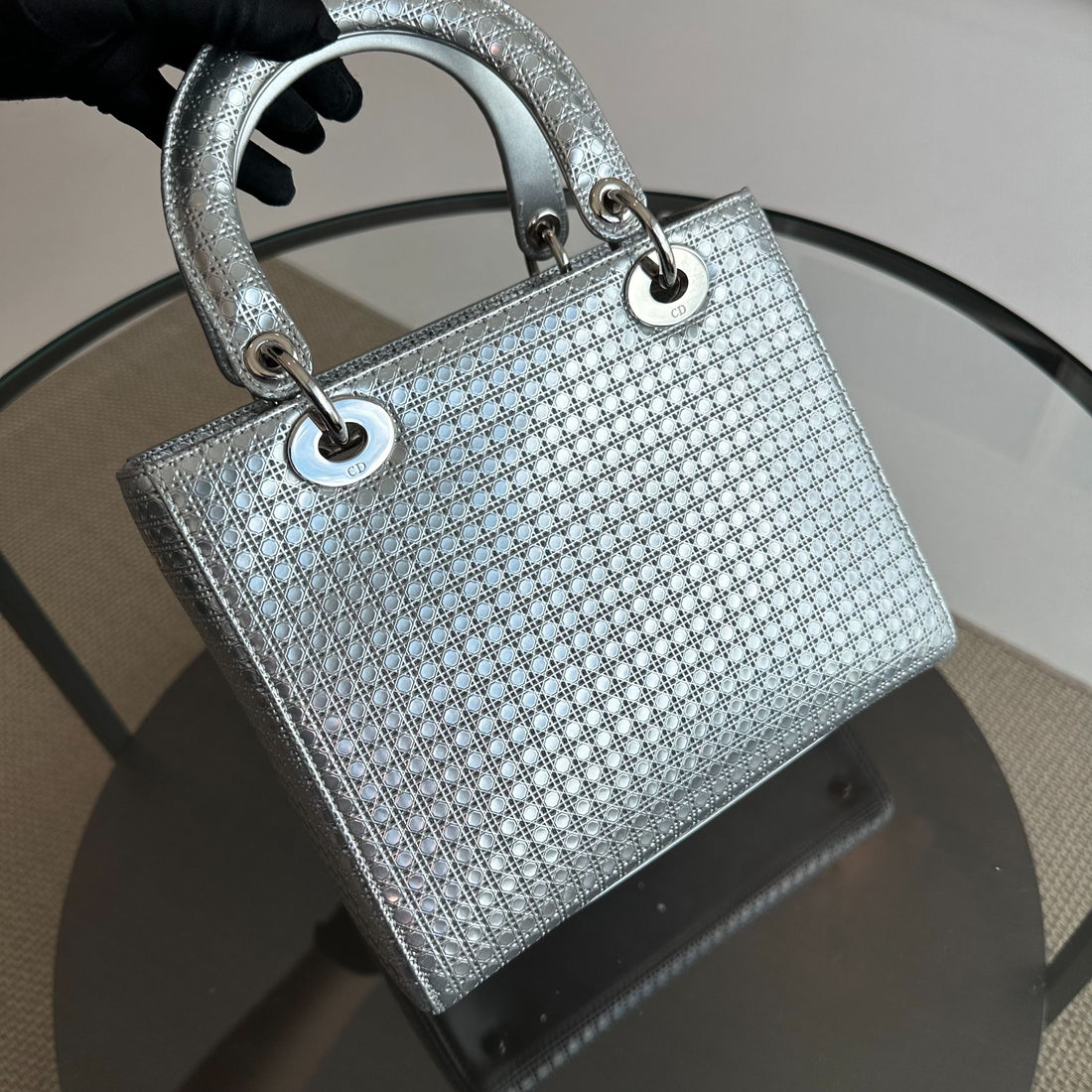 *No Strap* Lady Medium Micro-Cannage Metallic Limited Edition Silver SHW
