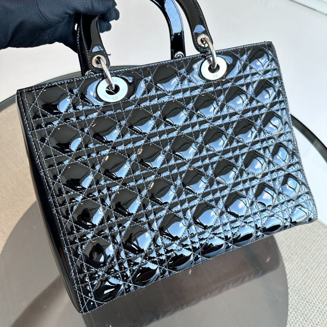 *Recolor, Receipt* Lady Large Patent Leather Cannage Black SHW