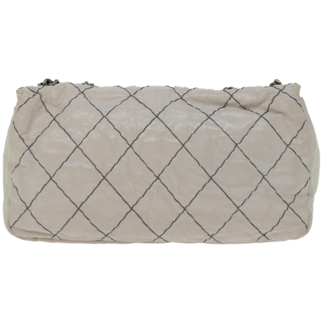 Top Quality Chanel Matelasse Chain Shoulder Bag Leather White CC Auth yk10764